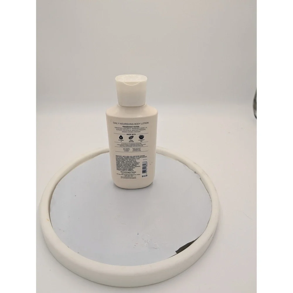 Bath & Body Works frosted coconut